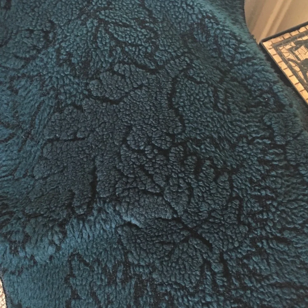 Columbia fleece scarf